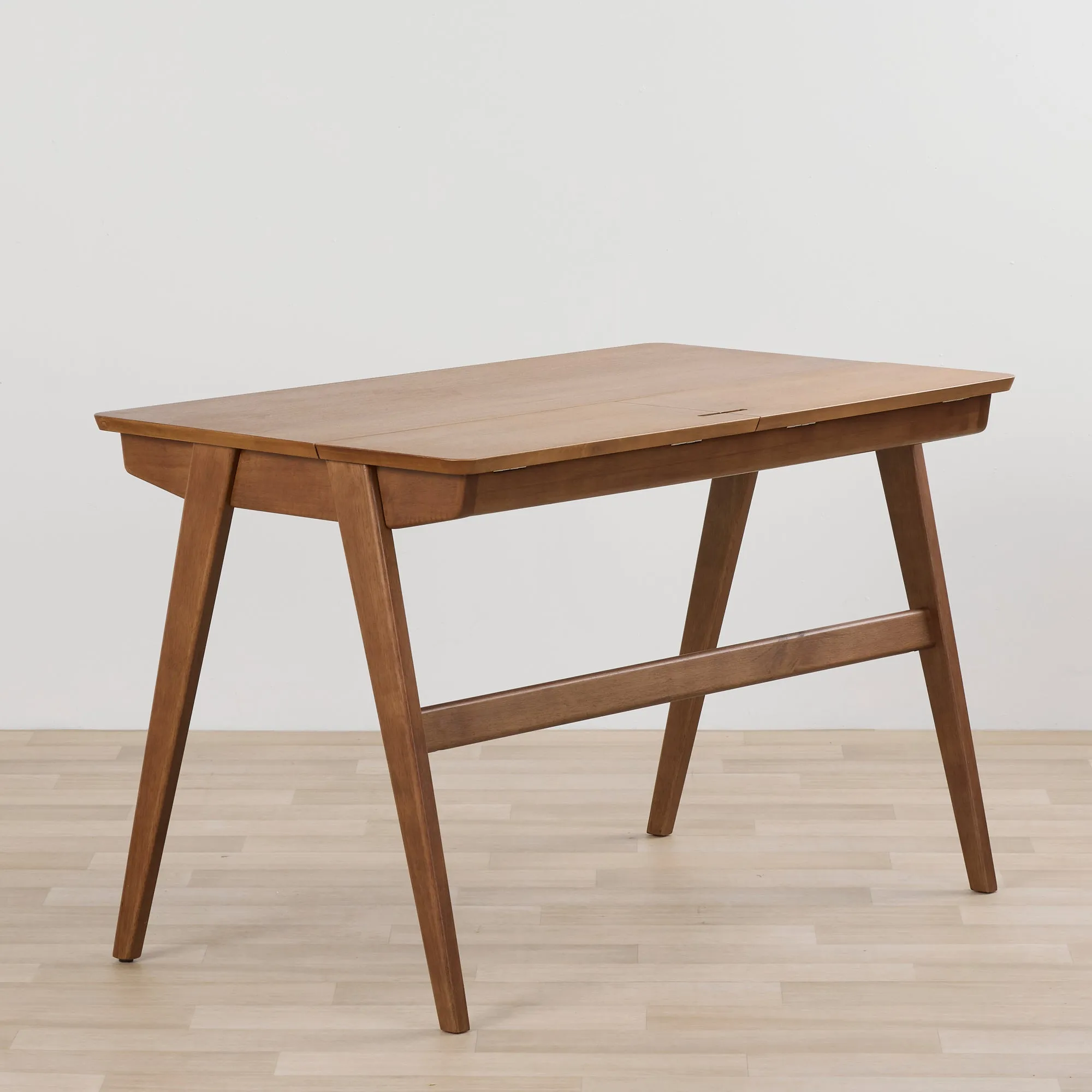 Hugo Desk - Walnut