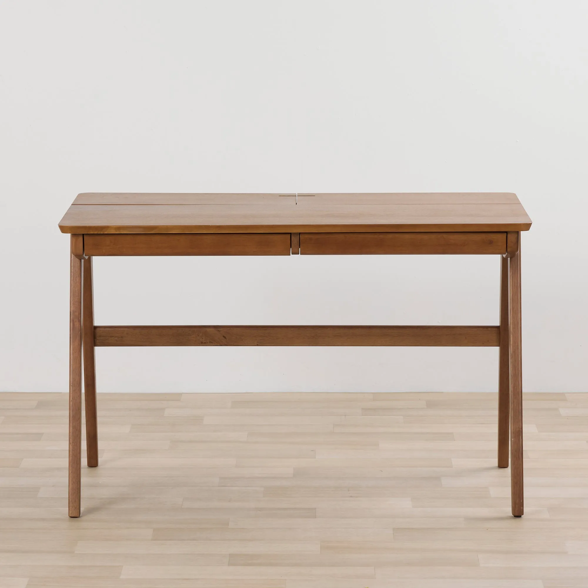 Hugo Desk - Walnut