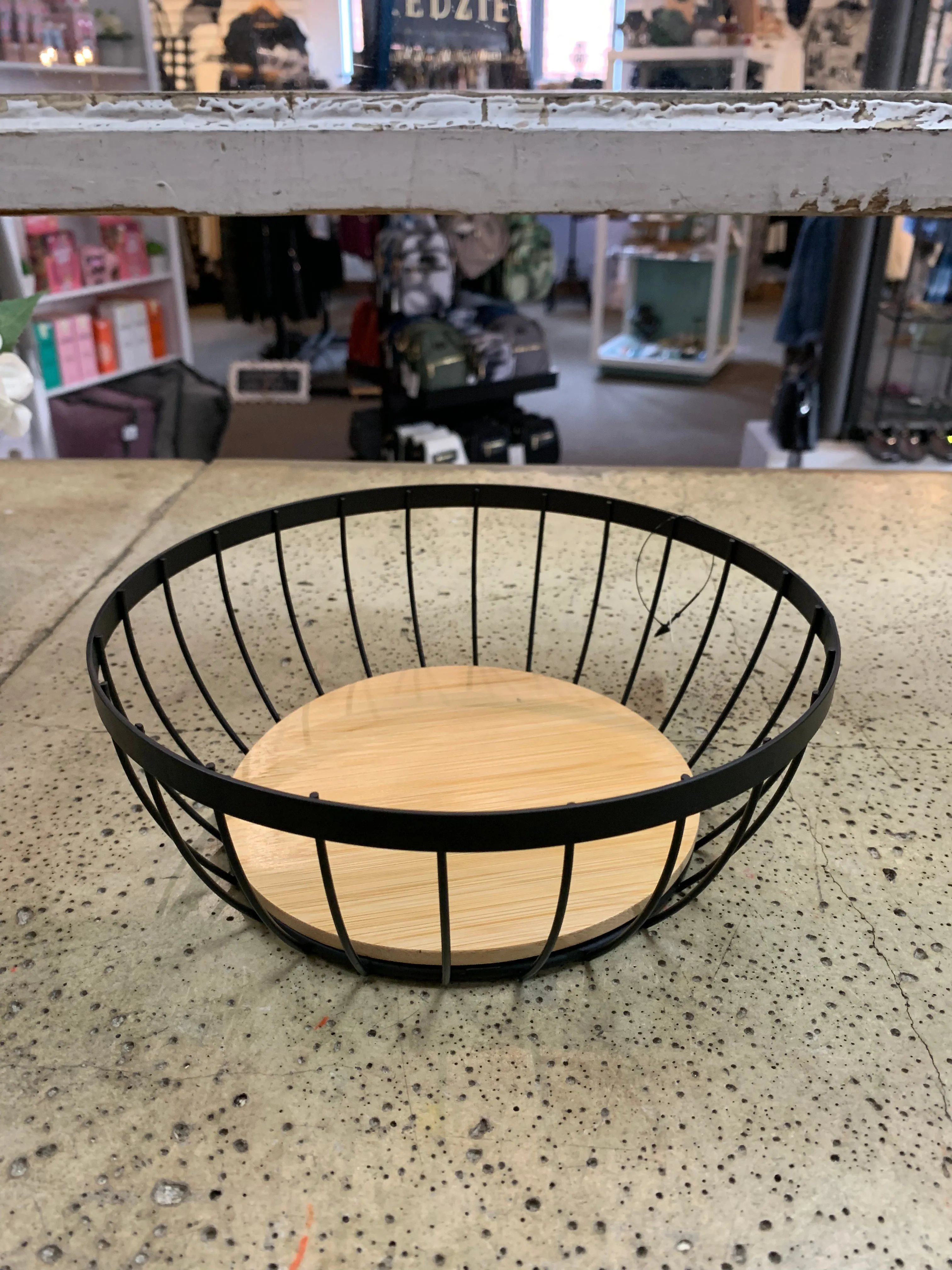 Metal & Wooden Baskets (2 Sizes)