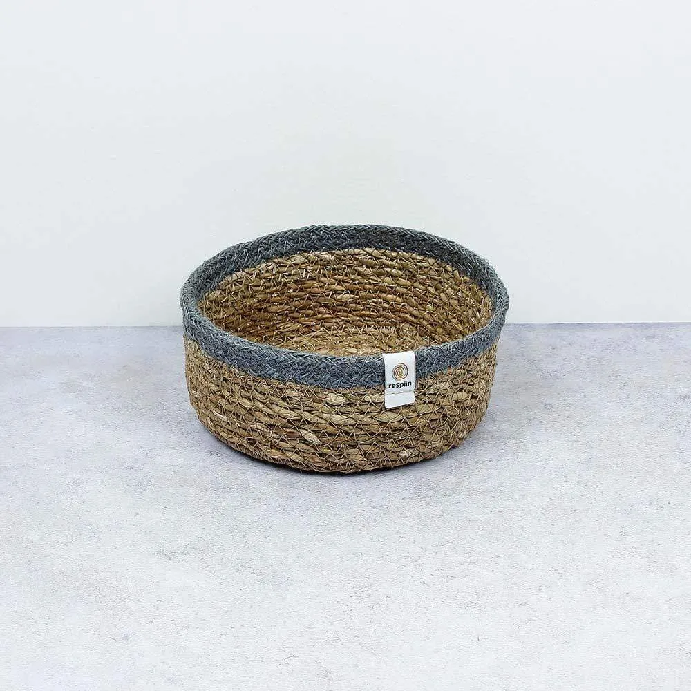Respiin Shallow Seagrass & Jute Basket - Small Natural/Grey